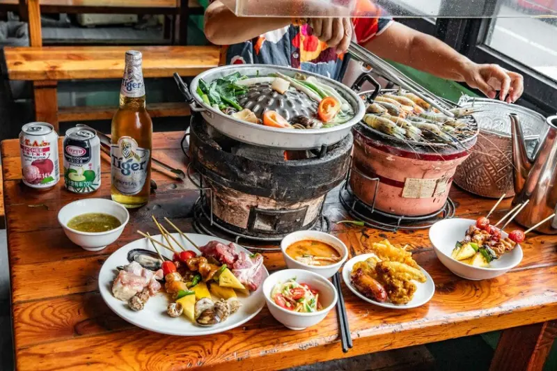 桃園市中壢區大象泰式美食館 泰式燒烤吃到飽｜竟然還有流水蝦！連泰國人都掛保證好吃！最道地的泰式炭火燒肉吃到飽