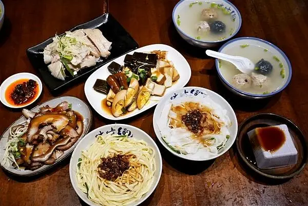 新竹關西美食-美味飄香一甲子關西ㄤ咕麵，懷舊的古早味乾麵，平價美味關西美食小吃!