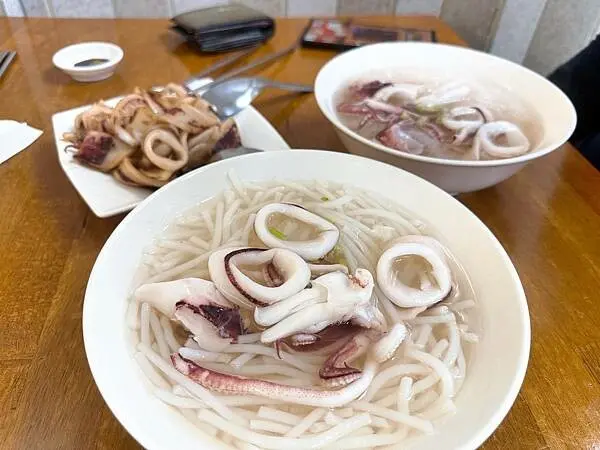 水某小卷米粉/一天只開2.5小時賣完就收的粗米粉湯/台北北投區美食