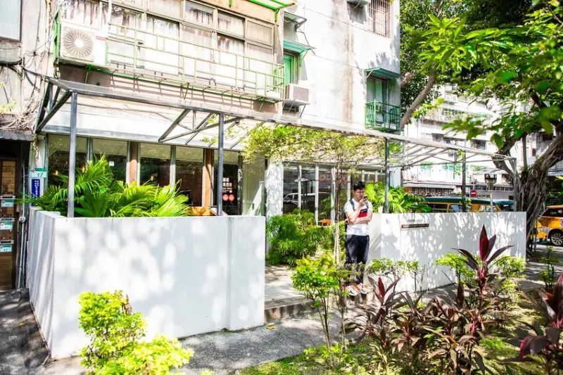 台北市松山區富錦樹台菜香檳｜藏身都市內綠色叢林餐廳！連三屆米其林一星台菜