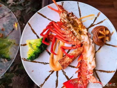 ​​​​台北●鐵板燒【江雁塘新時尚鐵板燒】1260就能吃活龍蝦套餐?