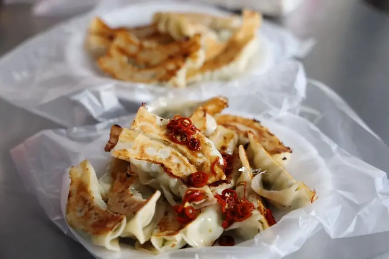 富台鍋貼 | 最強台中鍋貼  一顆只要4元 等待30分鐘也值得