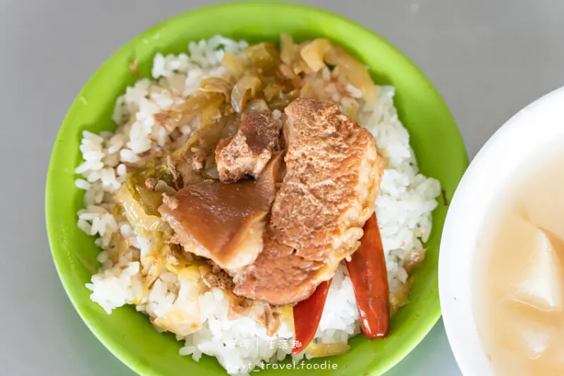 【新市豬腳】超強豬腳太晚來吃不到！台南美食推薦，潮好吃豬腳5分鐘完食，2023台南旅遊，潮Way台南最有台南味│菜單