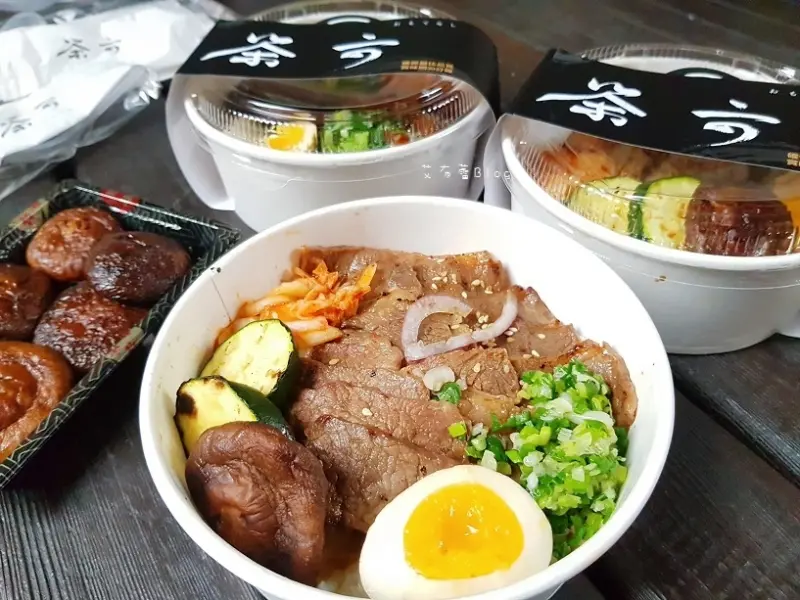 《高雄美食》防疫便當❤茶六（博愛店）~烤好的燒肉便當，一開放訂餐就秒殺！！