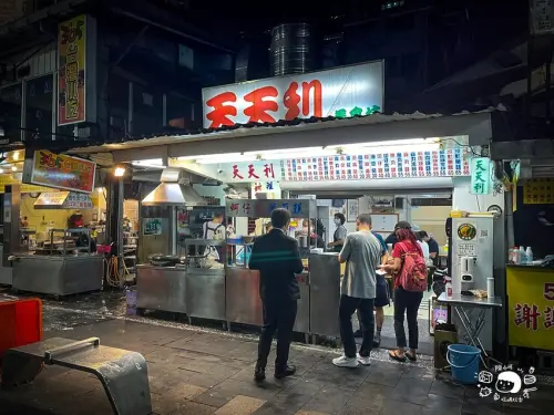 台北市萬華區不是扛瓦斯的！西門町扛壩子一定有這間，半熟蛋滷肉飯＋蚵仔煎推薦必點