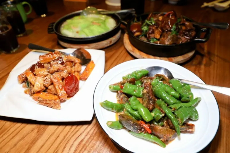 新北食記｜台北米其林必比登推薦餐廳！欣葉小聚（林口店）林口三井Outlet家庭聚餐首選推薦！ - 奇奇一起玩樂趣