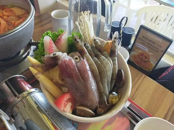 基隆水漾芭里景觀餐廳~潮境公園~去有風的地方~看海吹風~好愜意的悠閒~