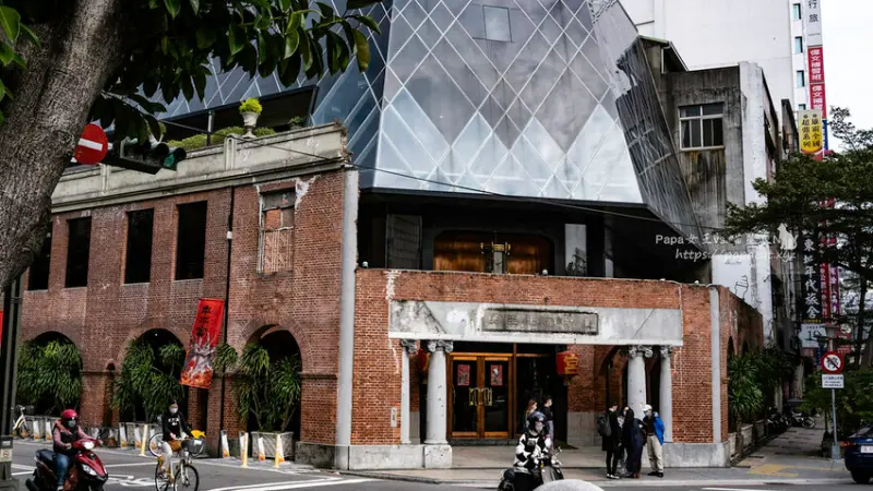 台中景點  宮原眼科 百年老宅搭配華麗的上海式裝潢，文創伴手禮你挑哪一款