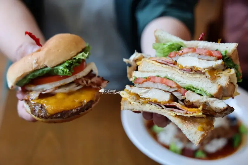 林口三井美食 | KUA`AINA 夏威夷漢堡 歐巴馬最愛的漢堡