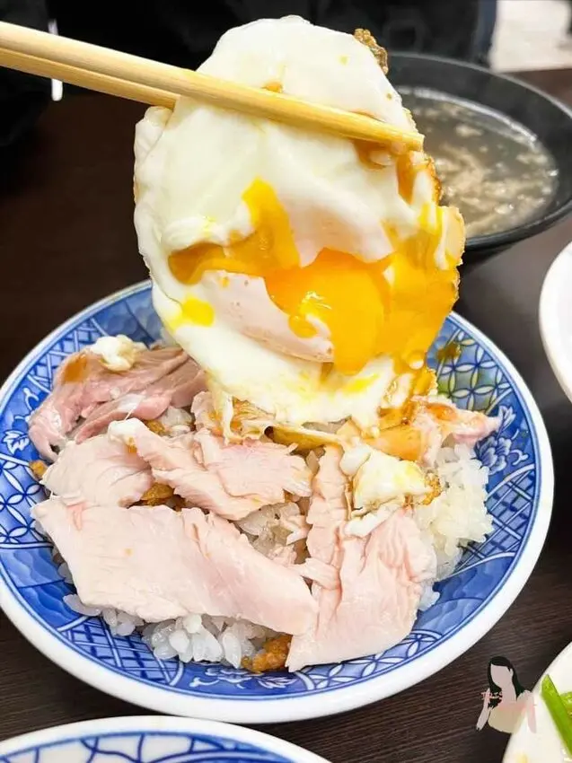  台中火車站周邊人氣小吃：頂吉古早味火雞肉飯/ WalkerLand窩客島整理提供 未經許可不可轉載
