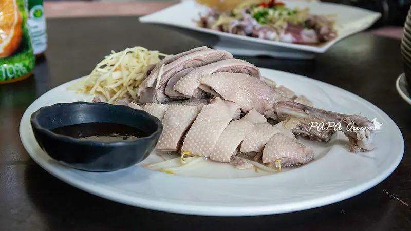 漁人船釣海鮮餐廳  滿滿誠意好味桌菜10人$3000元 ，鵝肉，土窯雞，古早味燉湯 老饕私房餐廳，有停車場