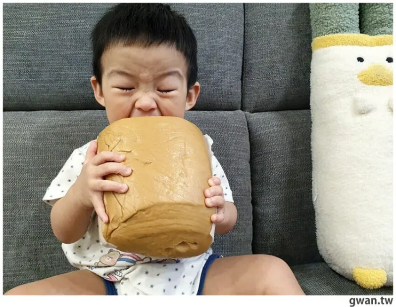 開店一小時就完售！超大的黑糖饅頭居然只要銅板價！