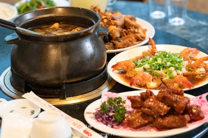 【綠野山莊花園餐廳】隱藏版平價大份量！觀音山美食餐廳推薦，30年土雞城老店，高雄包廂餐廳│菜單