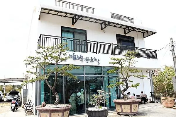 到墾丁旅遊必吃的人氣海產店！【咱的海產店】沒訂位還吃不到喔！多種海鮮、鮮味一次上足※有停車場※恆春美食