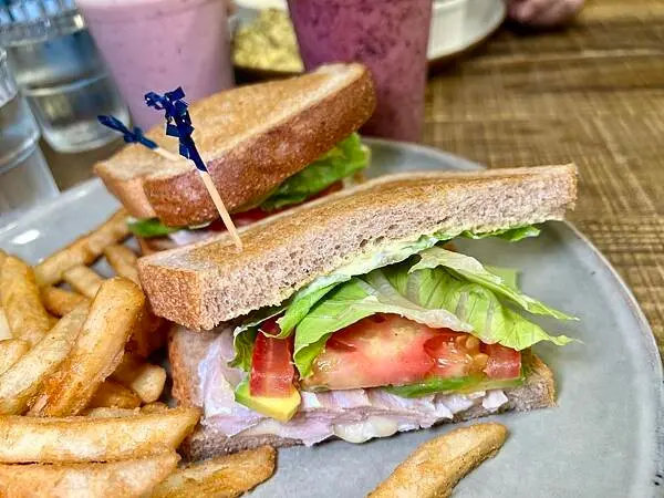 [天母美食] Sprout 初芽 天母早午餐 健康食物原味新美式餐廳 美國學校學生的最愛 #士林天母美食 @蛋寶趴趴g