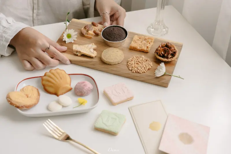 喜餅試吃｜Candy Wedding-浪漫優雅是它的代名詞，停不下來的清甜滋味 - 大妹吃太飽