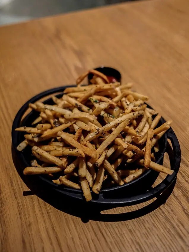 台北南港｜美國運通卡半價優惠！Que原木燒烤餐廳