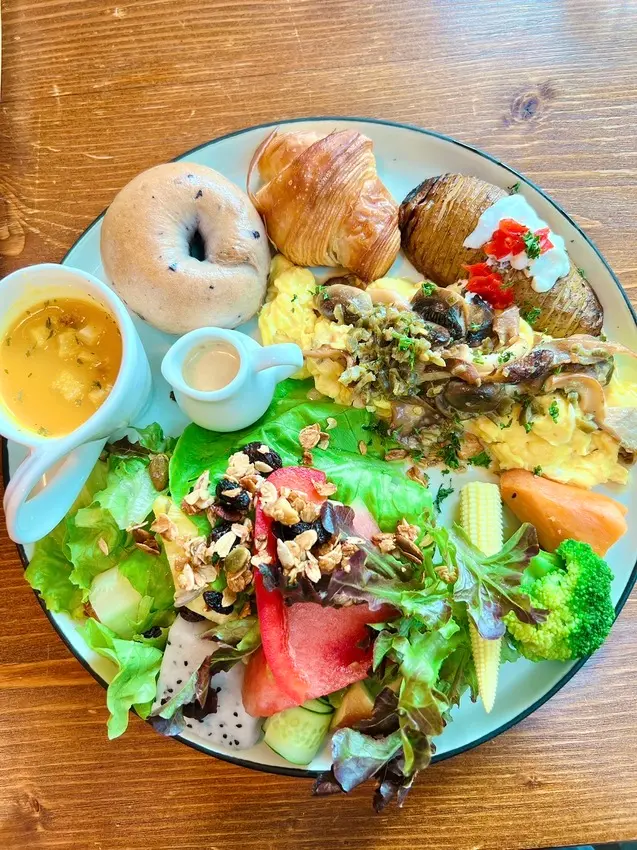 台中美食/ 西區 Heynuts 好堅果咖啡 享受悠閒早午餐