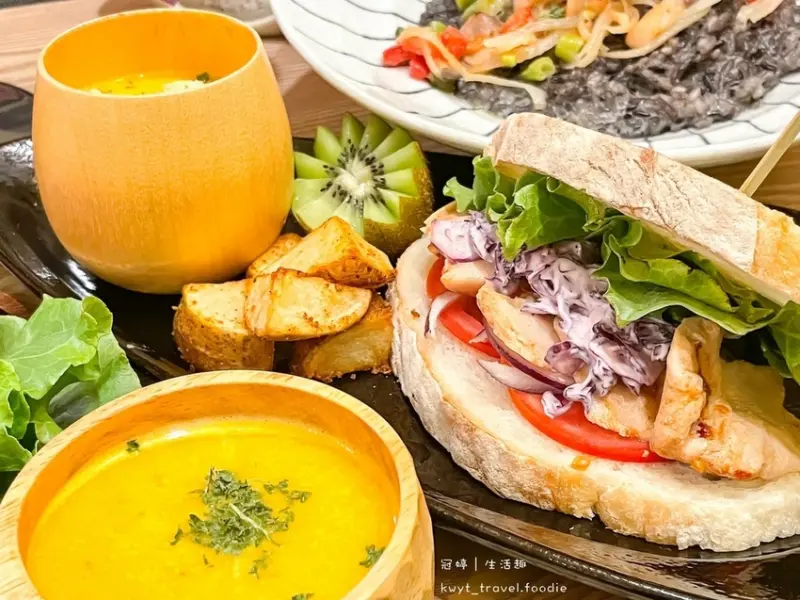 【野餐計畫】2021新興不限時咖啡廳推薦，喧囂城市裡的友善咖啡廳，不定時更新菜單！最新菜單