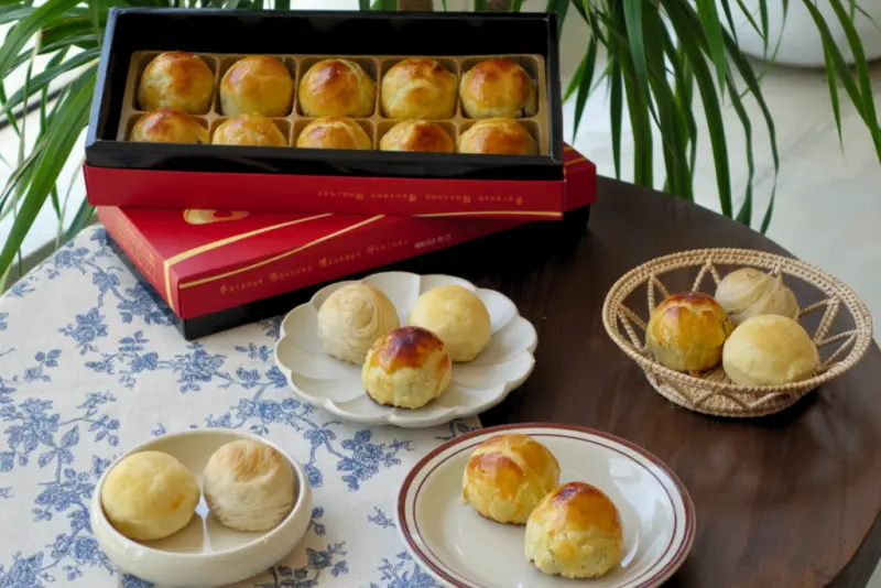 中秋月餅你的蜜糖我的毒藥，吃完覺得很還好｜香格禮坊台中知名蛋黃酥