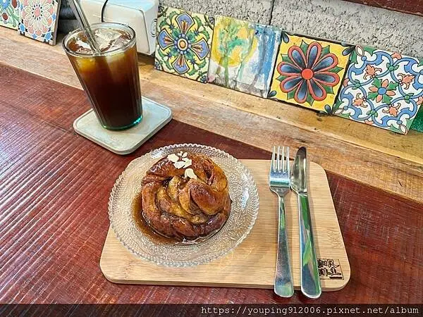 台中西區｜民生咖啡 People & Life.Cafe，走過路過絕對會錯過的隱藏版咖啡廳，連不懂豆子的人都喝得出不同(