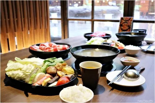 [台北萬華]打狗霸 TAKAO1972 昆明店|裝潢氣派的西門町火鍋店，個人鍋物或吃到飽兩種方案任你選！