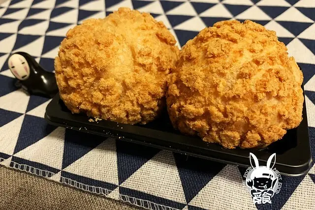 【甜點】全聯 x 鎮瀾宮 芋旨系列 We Sweet 芋泥菠蘿泡芙 再次出現了奇妙的味道…