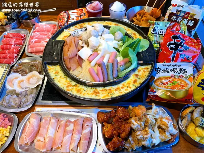 桃園韓式料理吃到飽349元起，多種口味韓式炸雞吃到飽，便宜好吃超划算，進口韓國泡麵隨你吃，炒飯超有趣