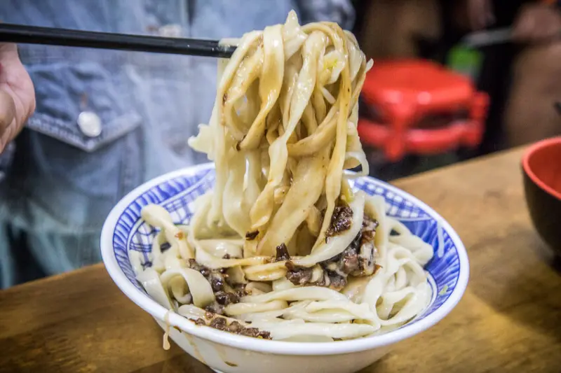  2024台中必比登推介連續入榜美食 #老士官擀麵/ WalkerLand窩客島整理提供 未經許可不可轉載