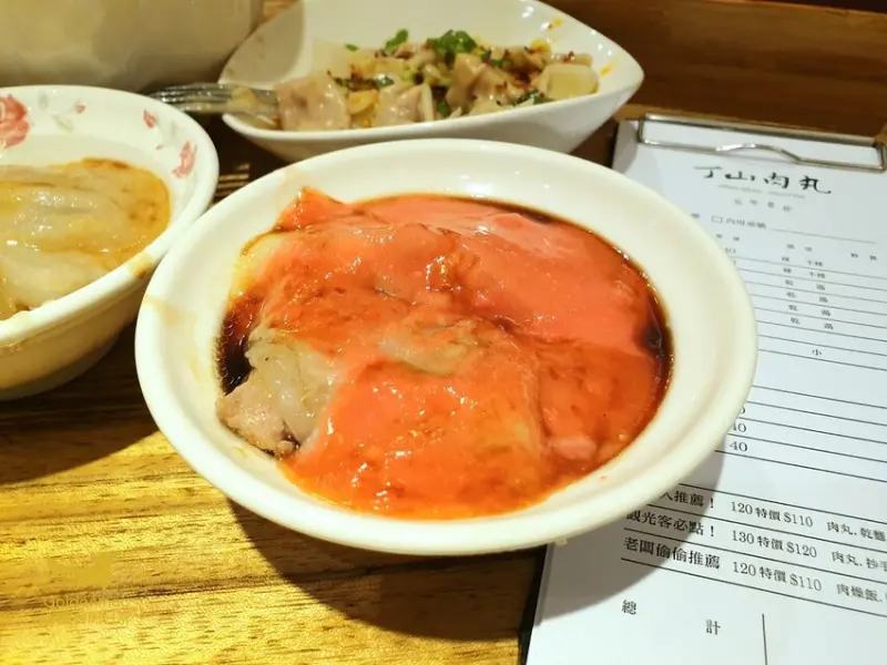 台中美食｜丁山肉丸 一百年前就開賣的老店 第二市場美食推薦 台中小吃推薦