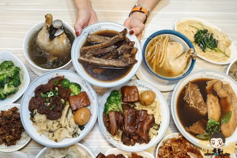 竹北藥燉排骨日賣300碗！20多種藥材熬煮美味藥燉排骨。神的雞湯平日中午也可以吃得到了！