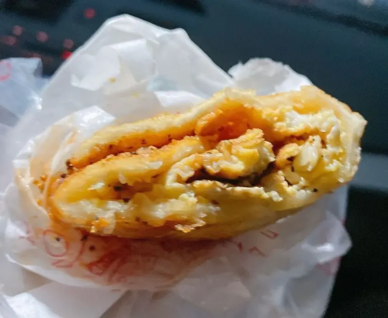 【 南投市排隊人氣美食攤車】CP值高的銅板價小吃！超推薦小米蛋餅