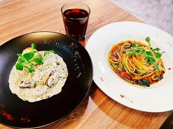 ||吃。台北|| 約克王子 四號公園旁早午餐、義大利麵、燉飯