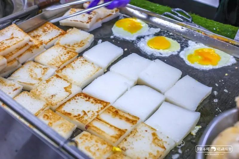  台中火車站周邊人氣小吃：王家菜頭粿糯米腸/ WalkerLand窩客島整理提供 未經許可不可轉載