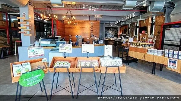 對的咖啡學遊工場│你喝過像威士忌的咖啡釀嗎？咖啡教父GEORGE大師精選30多種世界頂級產區咖啡豆，等您來宜蘭品咖啡│走一趟，讓你帶走滿身咖啡香；也有咖啡課程、烘豆DIY活動哦│