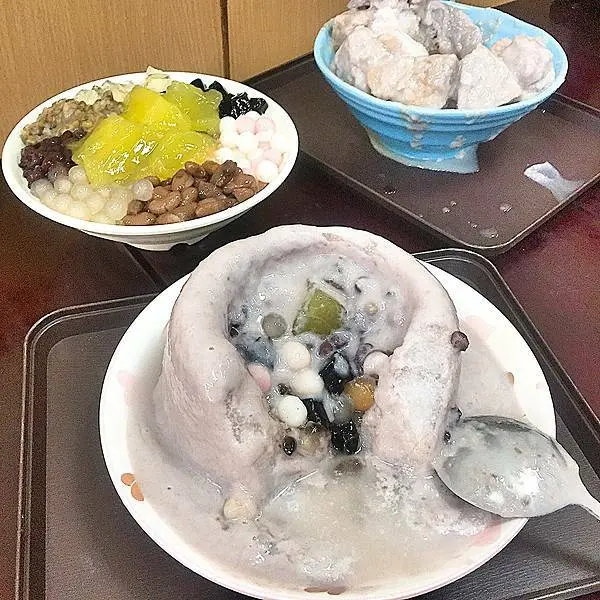 星大王甜品專賣/限量好吃芋頭冰 超狂火山芋泥冰/桃園美食小吃/下午茶甜點推薦