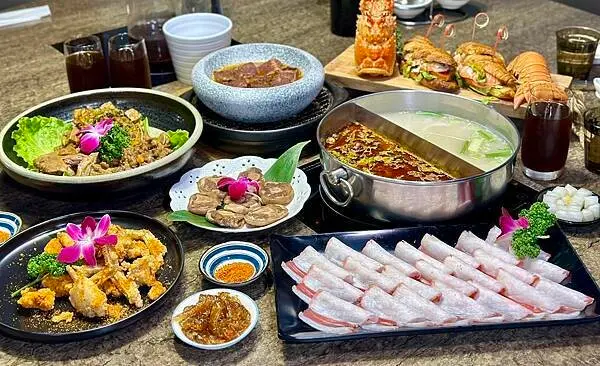 [東區美食] 食徒麻辣火鍋 日式包廂 無菜單私廚麻辣鍋 讓人一吃就上癮！#忠孝復興美食 @蛋寶趴趴go