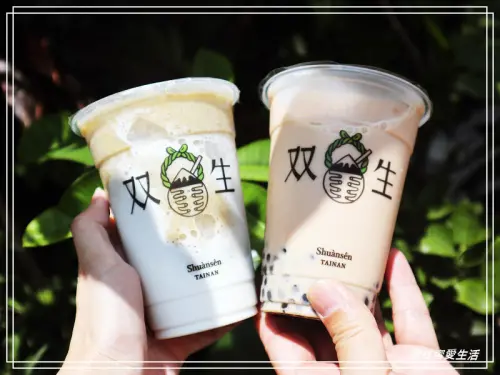 双生綠豆沙牛奶-台南/僅此一家無分號!近赤崁樓人氣綿密綠豆沙飲品