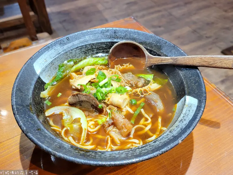 【桃園市蘆竹區】東豐庭牛肉麵｜特力家居Dècor Hoüse桃園館5F
