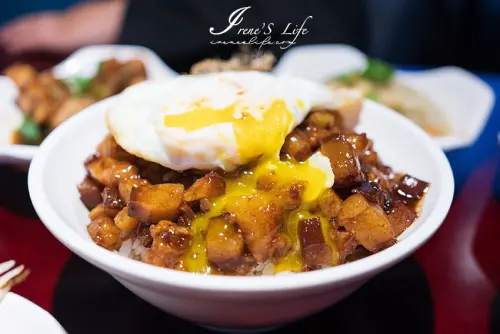 台北後火車站、華陰街美食，巷弄裡飄香的古早味，烏黑閃亮的魯肉飯配上半熟蛋超銷魂 @Irene's 食旅．時旅