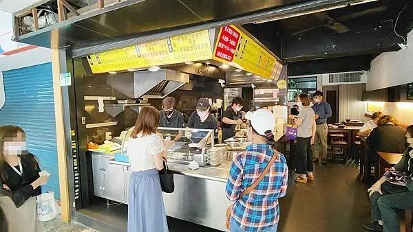 名家魯肉飯｜台北知名魯肉飯之一，只適合路過時可嚐一下