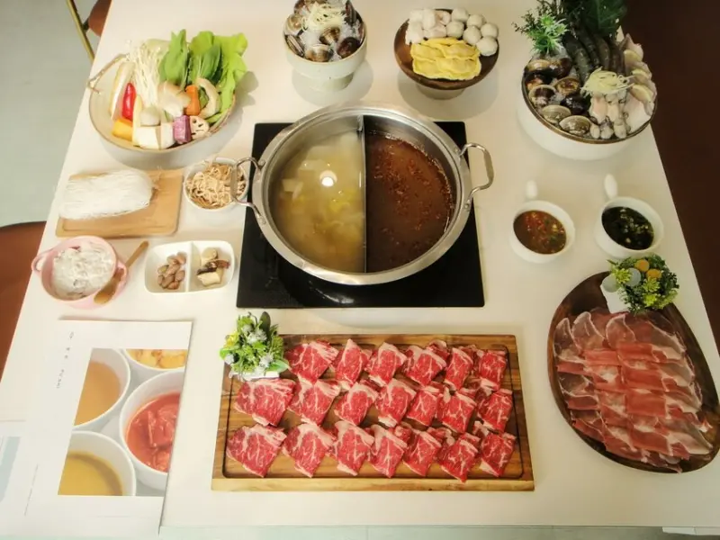 【美食】「樸食鍋物 PU SHI」青埔火鍋推薦，桃捷領航站美食推薦、桃園火鍋推薦、桃園網美餐廳推薦 (附菜單)