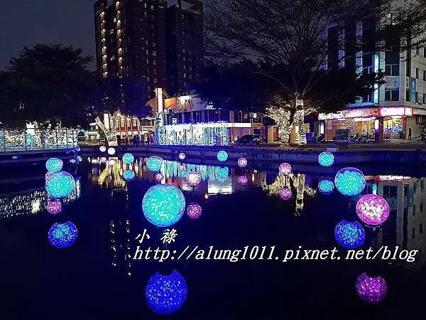 逛逛阿緱城10 / 2020屏東聖誕節 / 屏東公園耶誕城 / 極光聖誕村