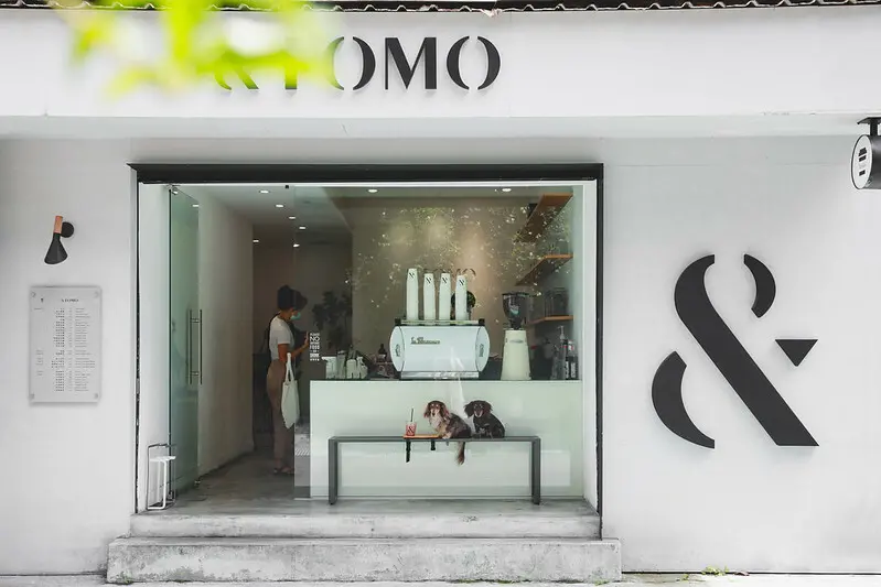【中山區/劍南路站】白色系咖啡店代表，FOMO COFFEE | DaZhi （ ＋FOMO 大安店 ）