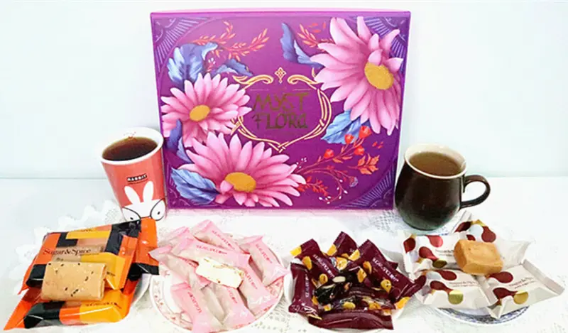 2021中秋送禮推薦｜糖村中秋節禮盒紫恬花藏｜糖村用點心過生活｜中秋伴手禮｜原味薄捲餅｜柴燒桂圓酥｜法式牛軋糖｜南棗火山豆豆菓｜時尚中秋禮｜宅配禮盒，歐式禮盒設計，卻是在地美味！