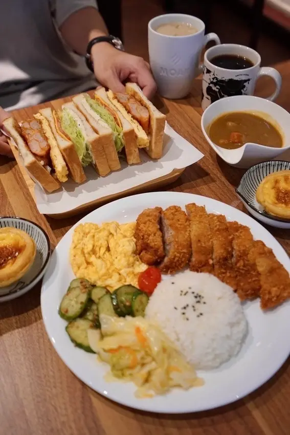 格沐斯咖啡 - 行天宮巷弄間的早午餐，吃得到現烤土司、咖哩及各式甜點，台北中山區美食推薦