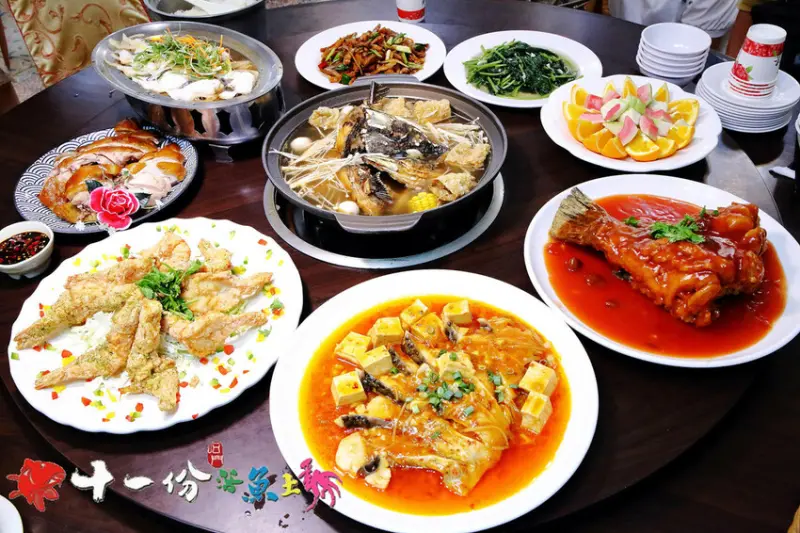 石門活魚推薦！石門水庫周邊傳承三代40年活魚老店，新鮮無土味活魚料理多達12種吃法，老饕們的最愛！