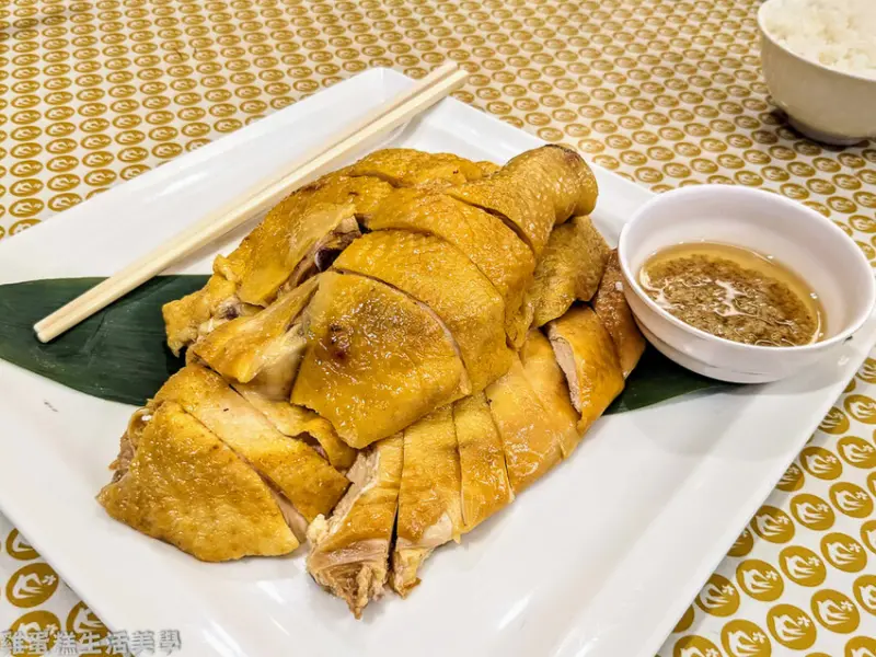 【新竹食記】全家福客家菜館 - 竹北道地客家餐館，必吃招牌鹽焗雞