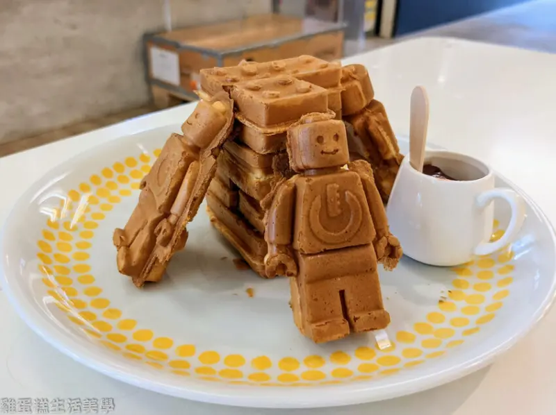【桃園親子餐廳】玩樂磚家 brick maker - 尋找童年回憶，樂高人偶造型餐點
