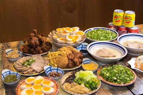 台中大里，拉麵也能吃到飽?!炸物、溏心蛋、小菜、飲品加拉麵任你吃，山禾堂期間限定活動。 - 微笑Joe幸運